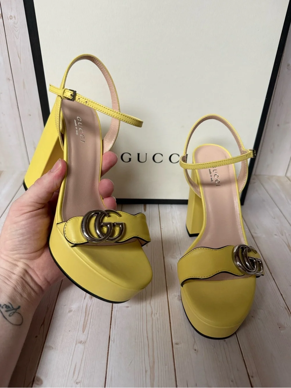 Gucci GG Marmont Leather Platform Sandal Banana Yellow Sz 36.5 / 6.5